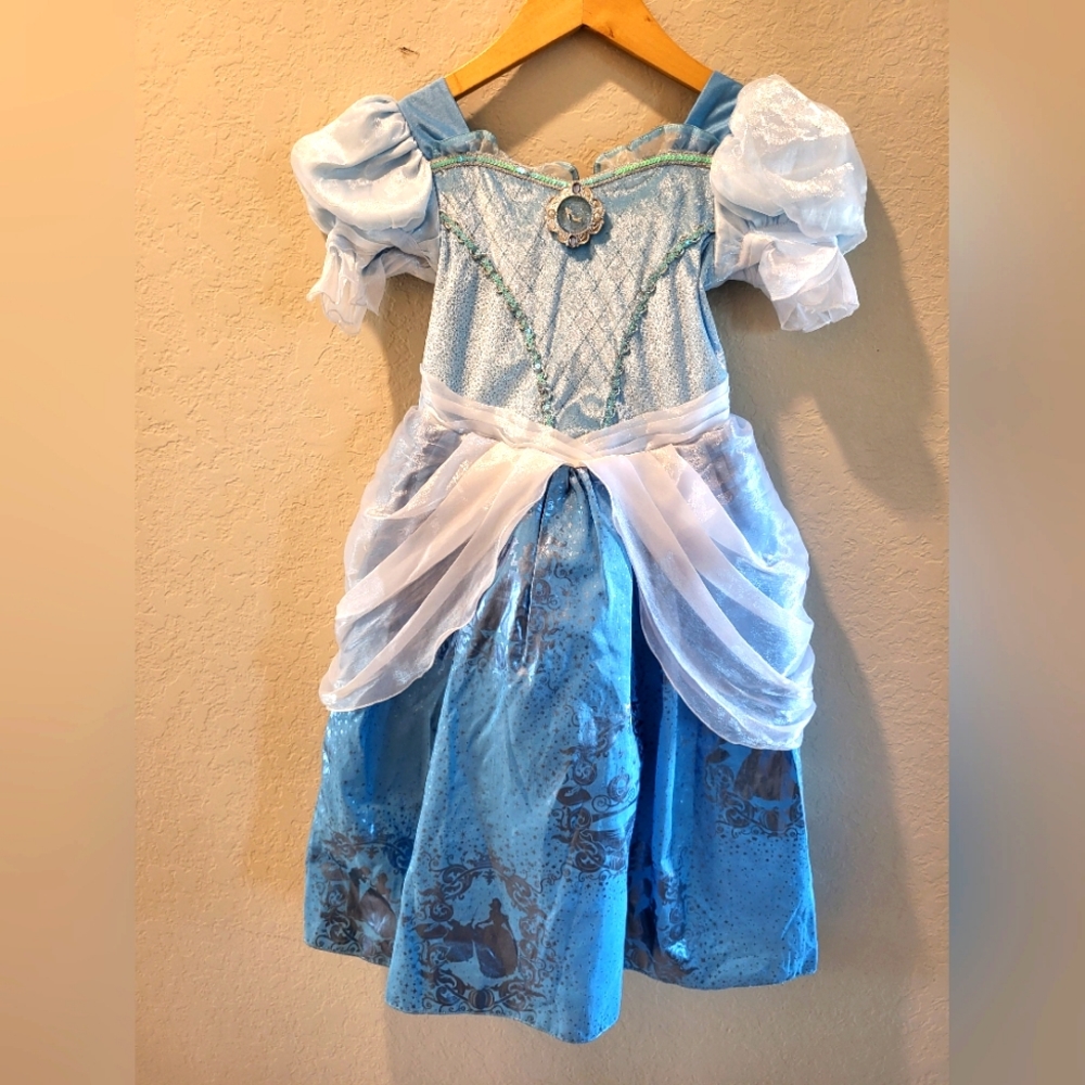 Disney princess Cinderella SIZE 5/6 Costume Dress